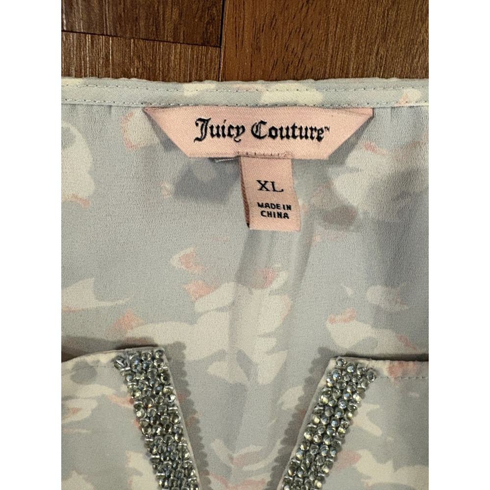 Juicy Couture XL Blue Floral Sleeveless Blouse Rhinestone Embellished Sharkbite - Picture 3 of 7